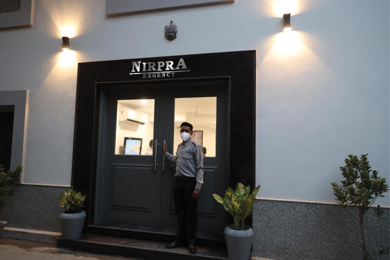 Nirpra Regency Hotel Új-Delhi Kültér fotó