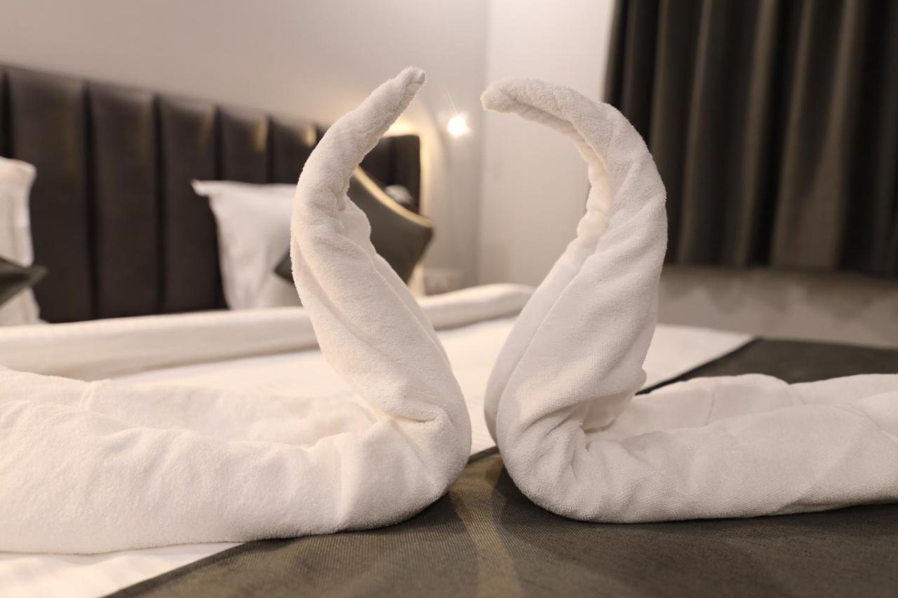 Nirpra Regency Hotel Új-Delhi Kültér fotó